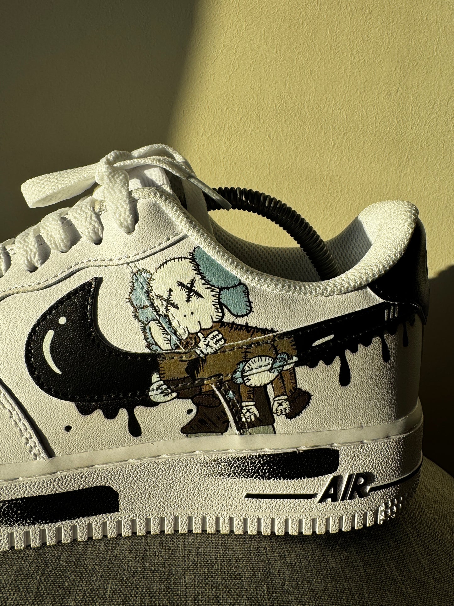 Custom Nike Air force 1 x Kaws