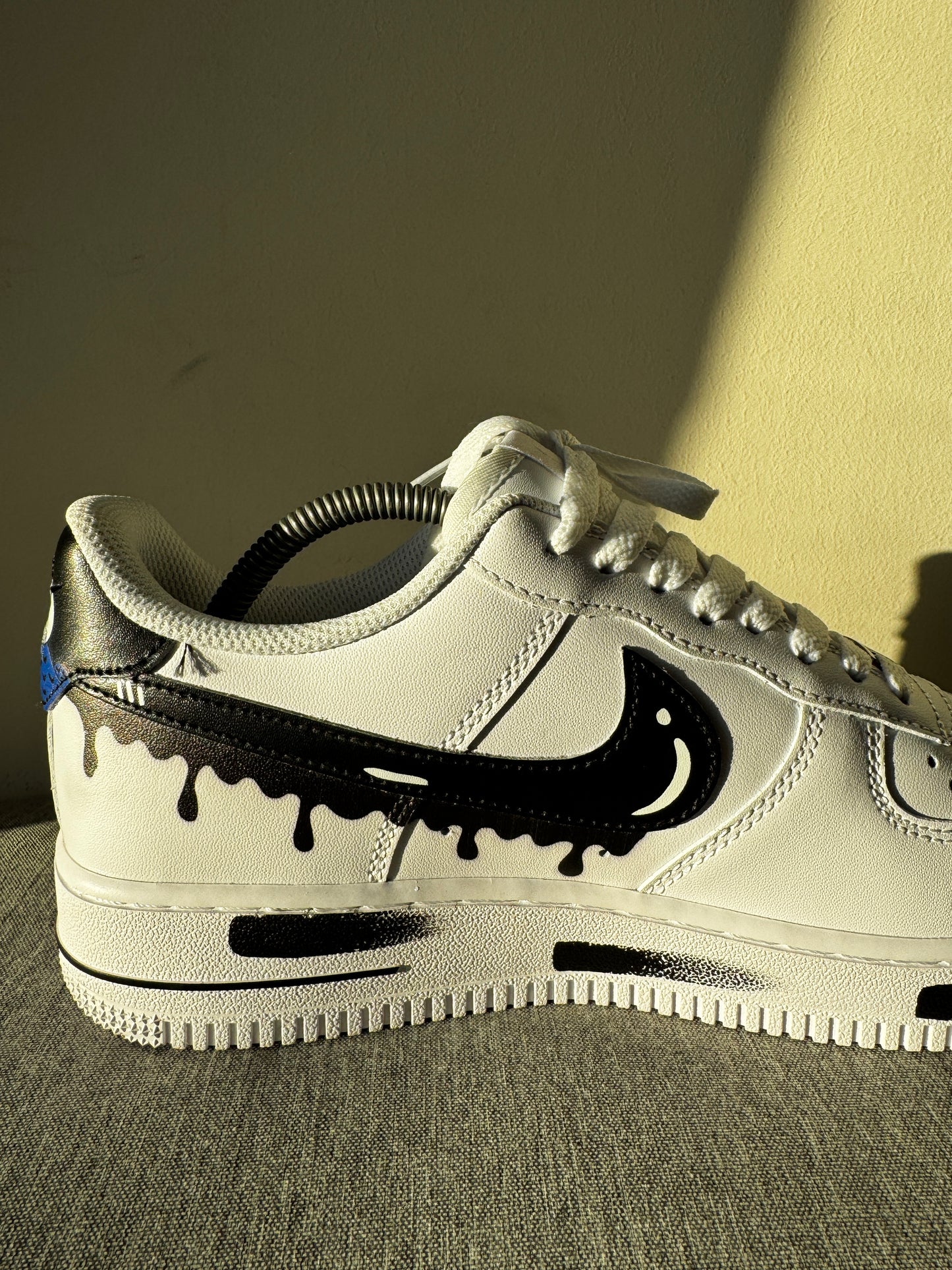 Custom Nike Air force 1 x Kaws