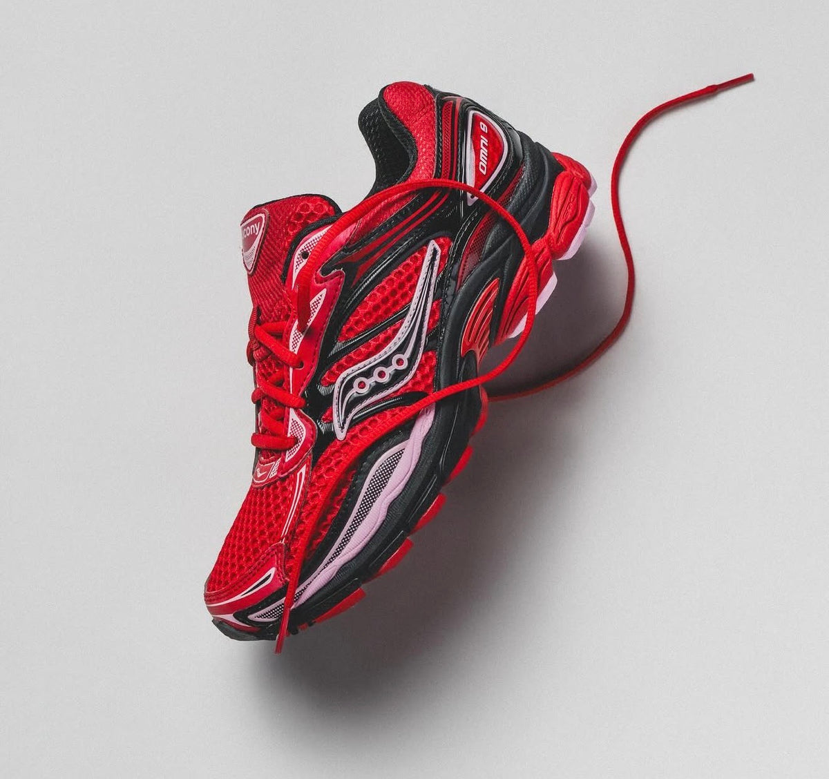 Soucony V Red