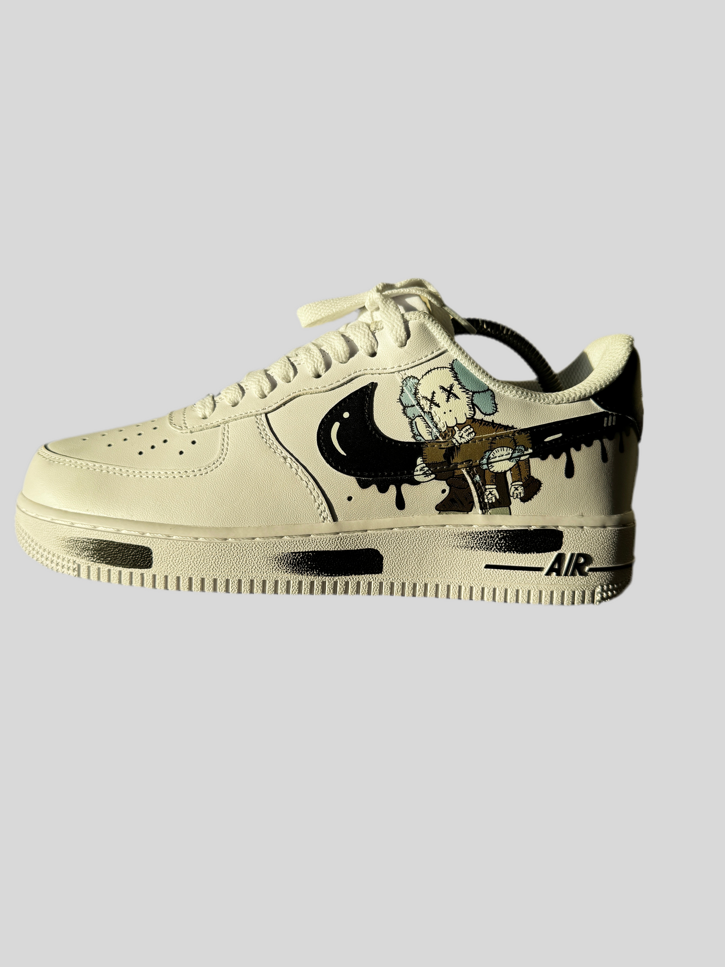 Custom Nike Air force 1 x Kaws