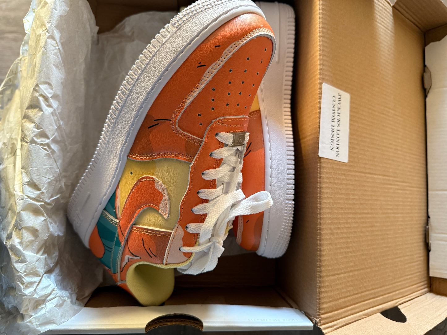 Custom Nike Air force 1 Pokémon Charizard