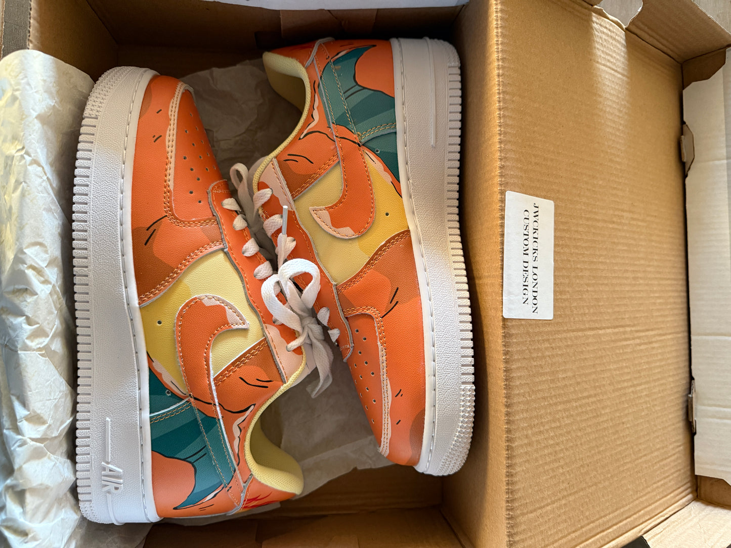 Custom Nike Air force 1 Pokémon Charizard