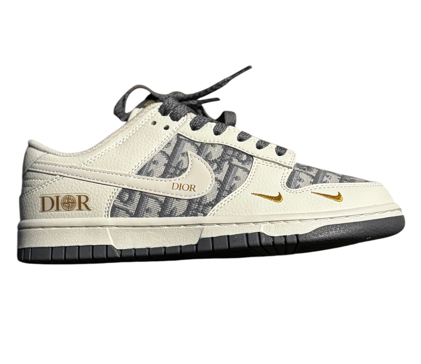 Nike Dunk Low x Dior Custom