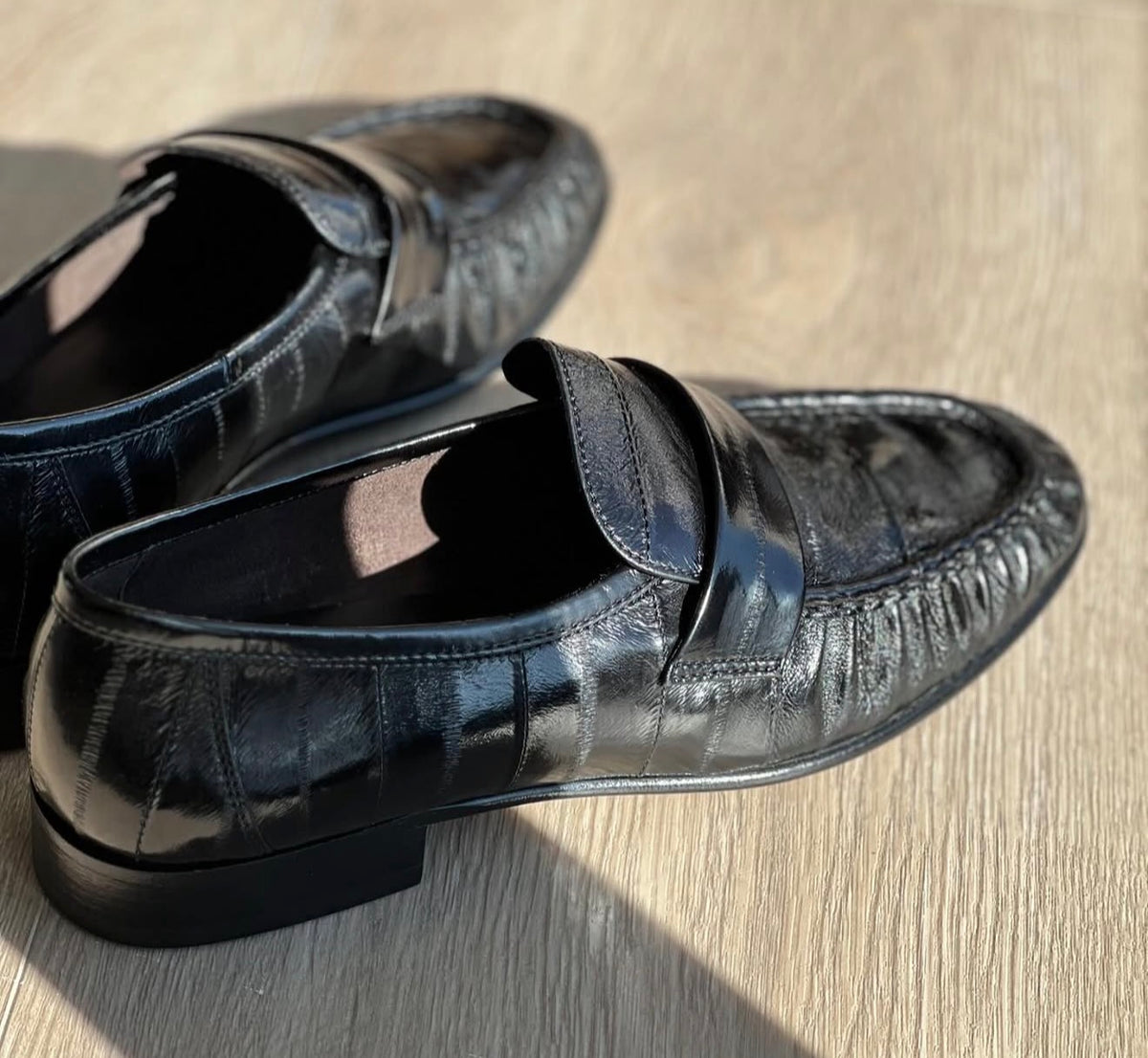 Eel Skin Soft Leather Loafers Black