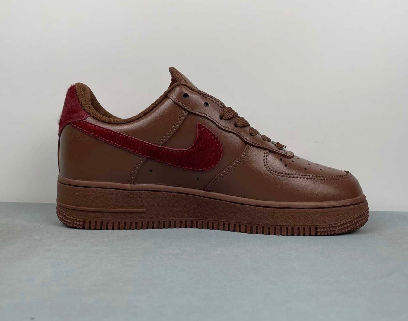 Custom Nike Air force 1 x LV Brown