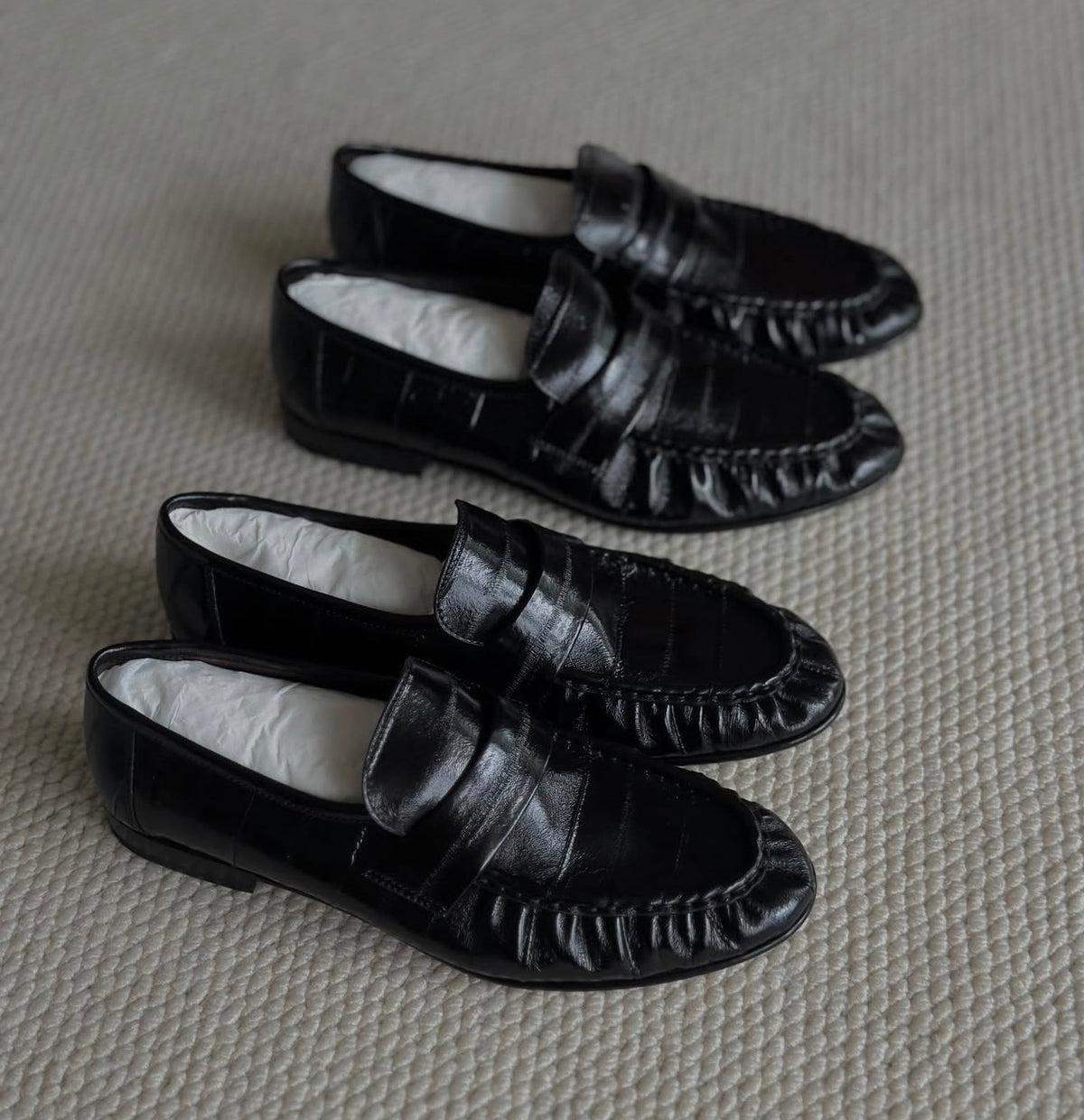 Eel Skin Soft Leather Loafers Black