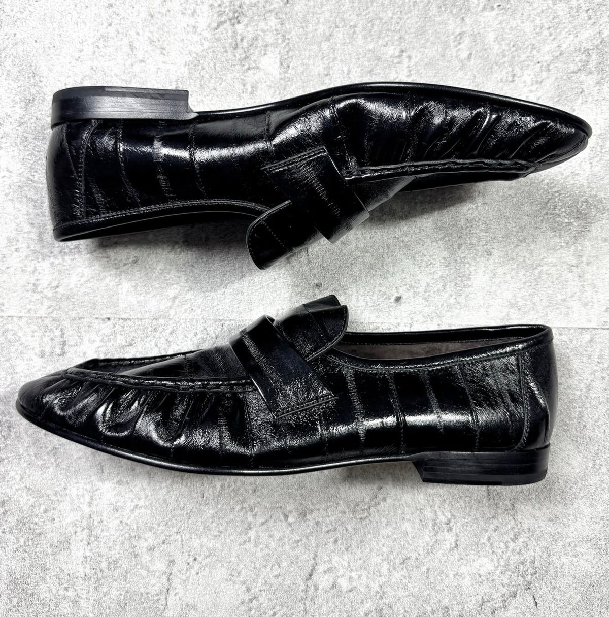 Eel Skin Soft Leather Loafers Black