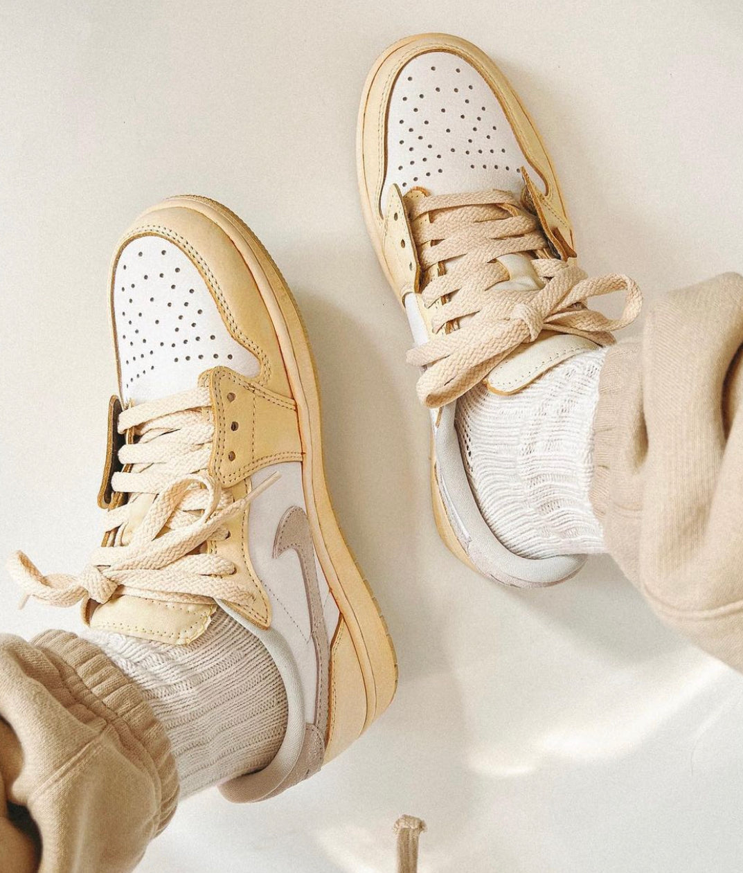 Nike Air Jordan 1 Lo “Cream”